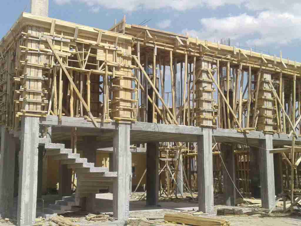 Kilimli İnşaat Kalıpçısı